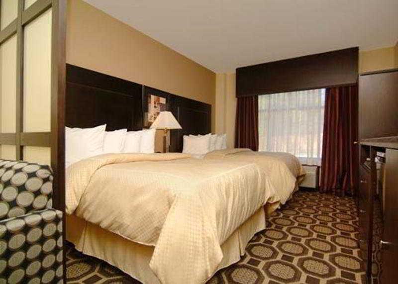 Holiday Inn Express & Suites Lexington By Ihg Εξωτερικό φωτογραφία