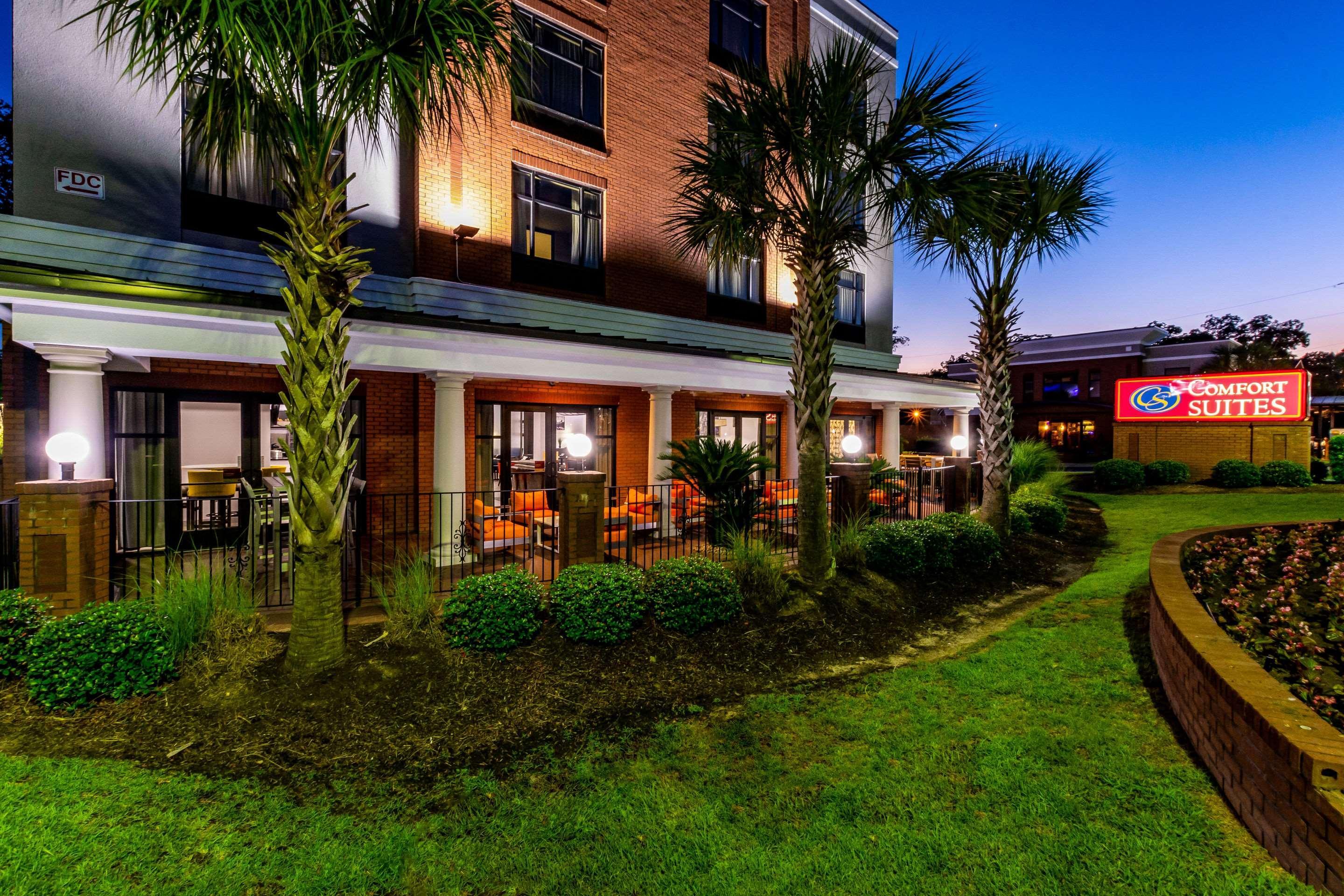 Holiday Inn Express & Suites Lexington By Ihg Εξωτερικό φωτογραφία