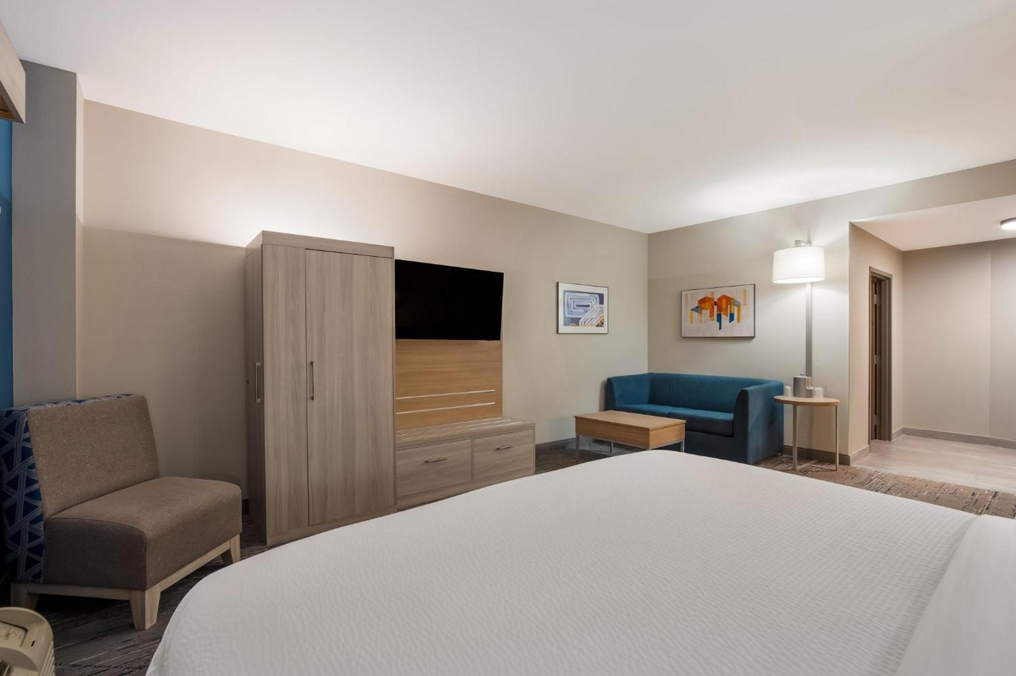 Holiday Inn Express & Suites Lexington By Ihg Εξωτερικό φωτογραφία