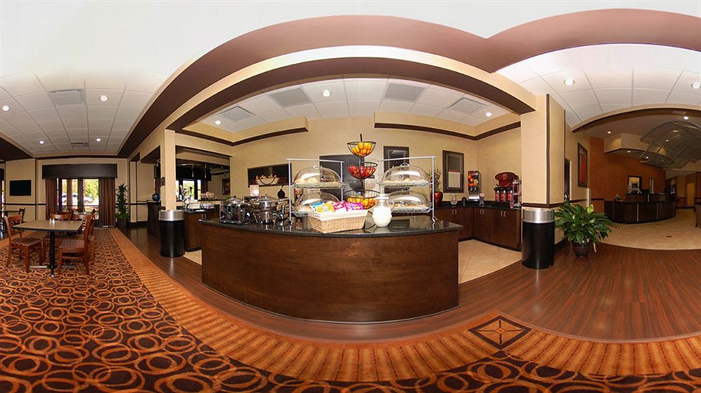 Holiday Inn Express & Suites Lexington By Ihg Εξωτερικό φωτογραφία